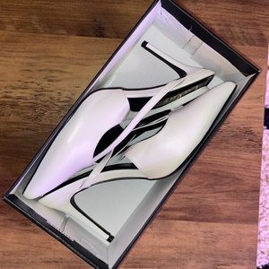 Lulu’s white heels